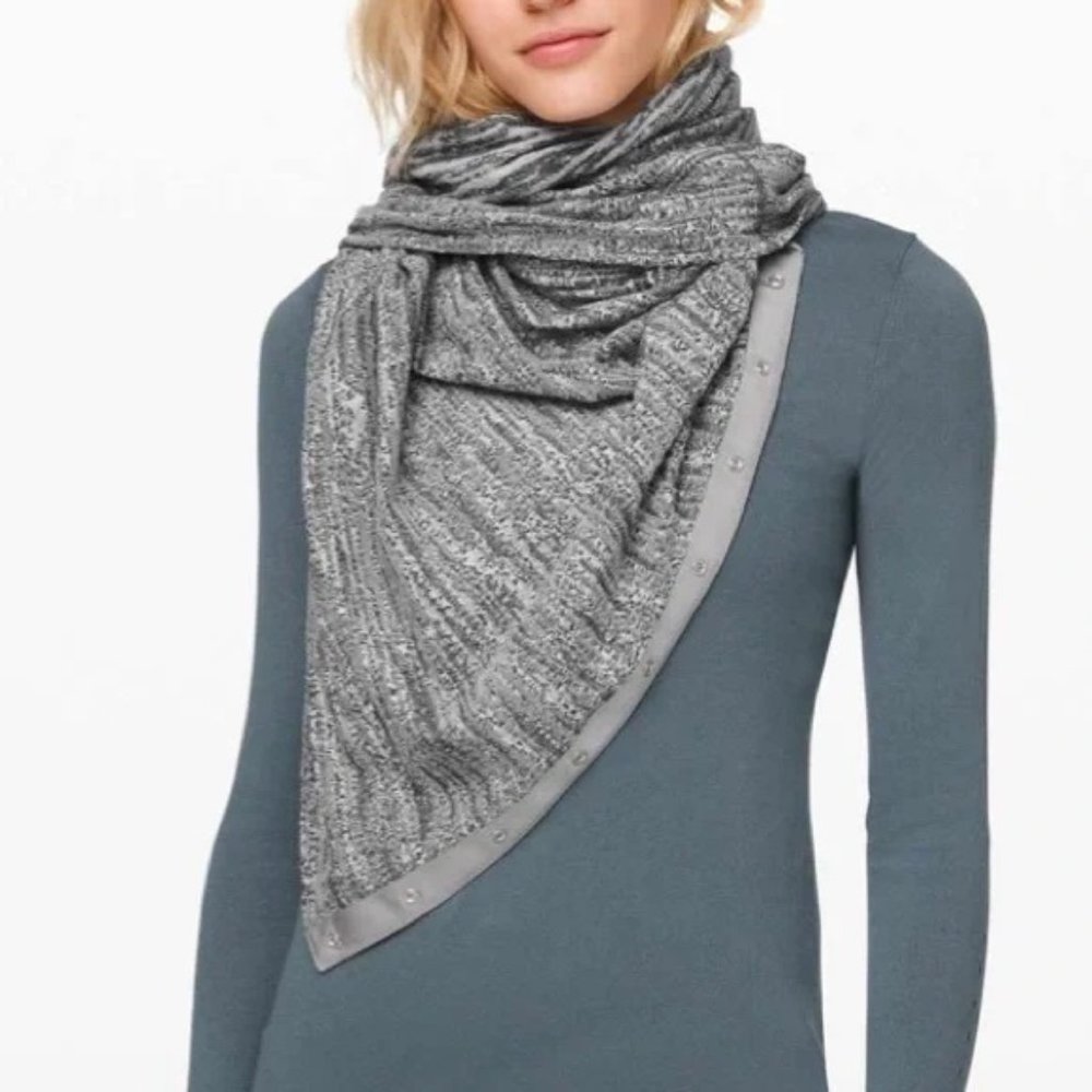 NWT Lululemon Vinyasa Scarf *Rulu Shuttle Jacquard Black Silver Screen